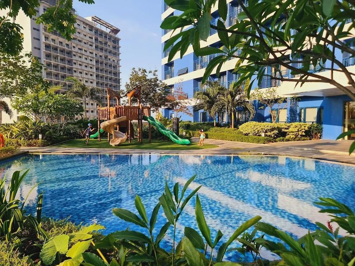 Apartment 1 Bedroom Condo In Makati Central Business District Manila
