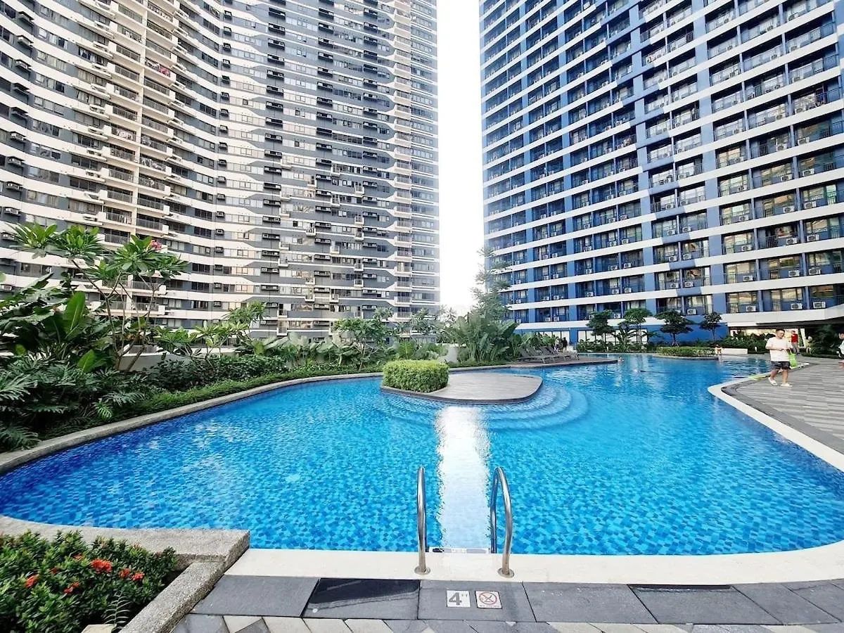 Apartment 1 Bedroom Condo In Makati Central Business District Manila