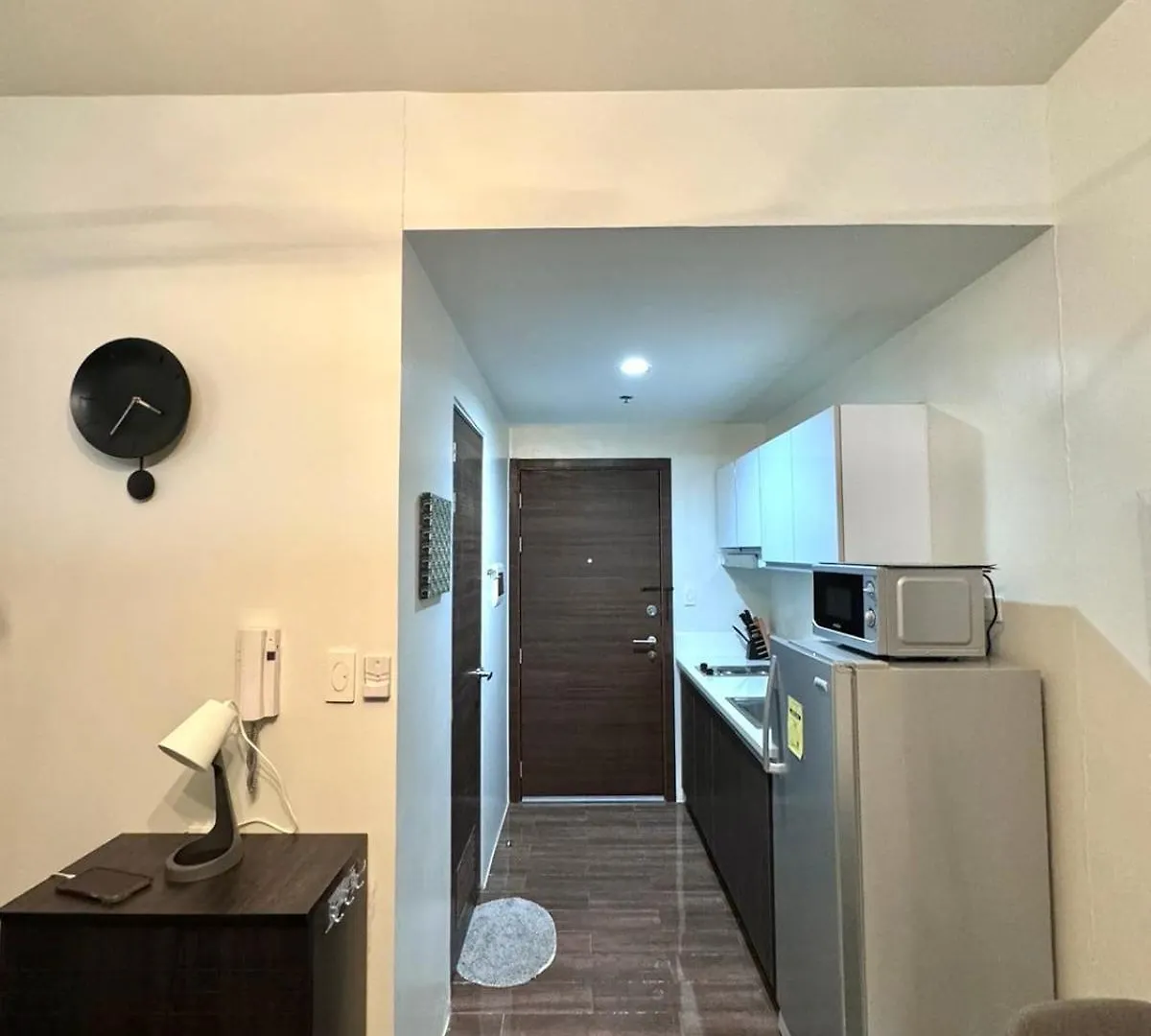 1 Bedroom Condo In Makati Central Business District Manila Apartment